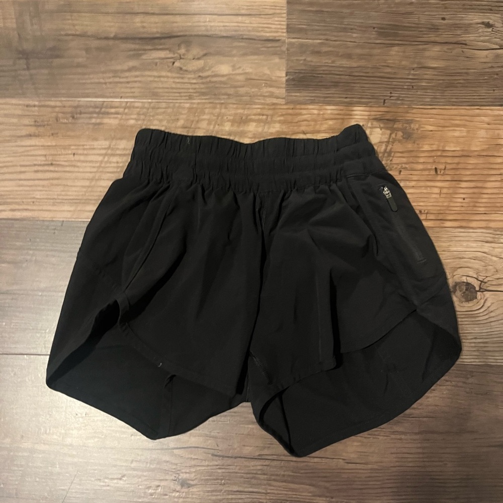 Lululemon track that high rise lined shorts 3’’